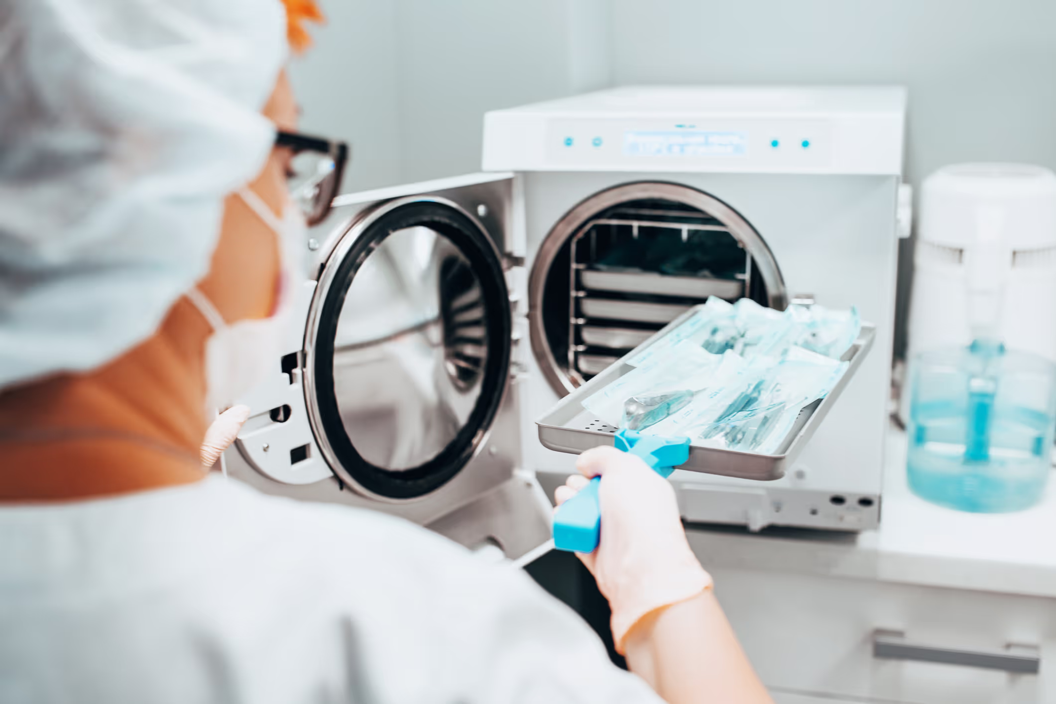 Illustration: autoclave sterilization